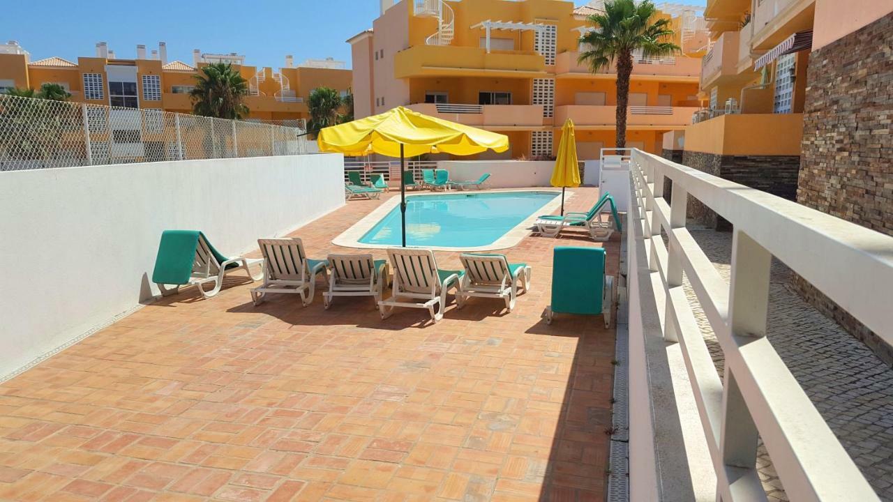 Sunshine Apartment 타비라 외부 사진